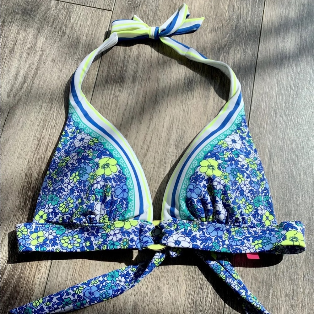Victoria’s Secret Paisley Bikini Top (ONLY)
